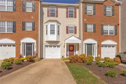13312 Ridgemoor Ln, Midlothian, VA 23114