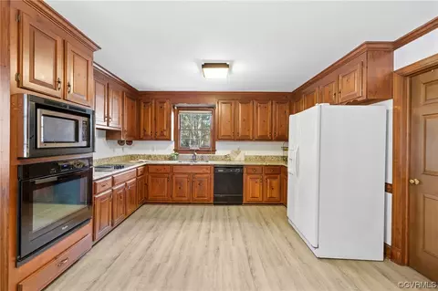 2360 Castle Hill Rd, Midlothian, VA 23113 photo 20