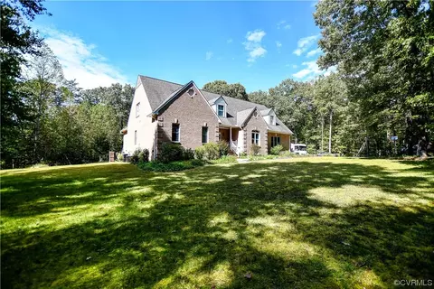 2259 Globe Rd, Aylett, VA 23009