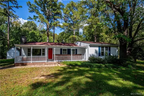 4586 Broad Street Rd, Gum Spring, VA 23065