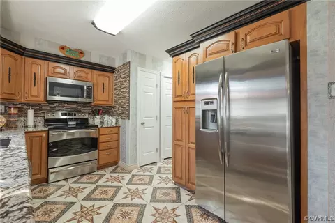 4109 Paces Ferry Rd, Chester, VA 23831 photo 15
