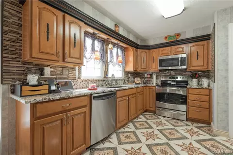 4109 Paces Ferry Rd, Chester, VA 23831 photo 14