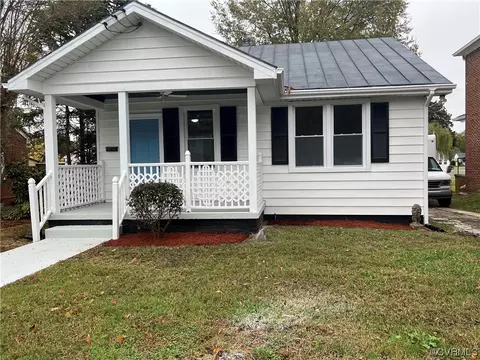 211 Elm St, Petersburg, VA 23803