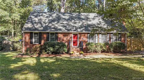 108 Riva Ridge Cir, Sandston, VA 23150