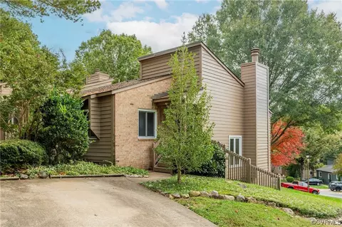 1727 Foxcreek Cir, Henrico, VA 23238