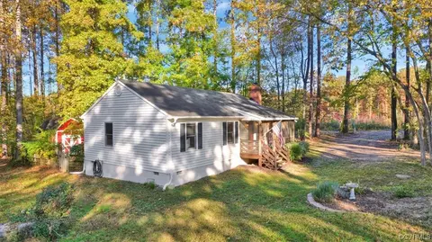 3350 Forest Grove Rd, Sandy Hook, VA 23153