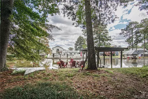 7250 Canal St, Lanexa, VA 23089 photo 2