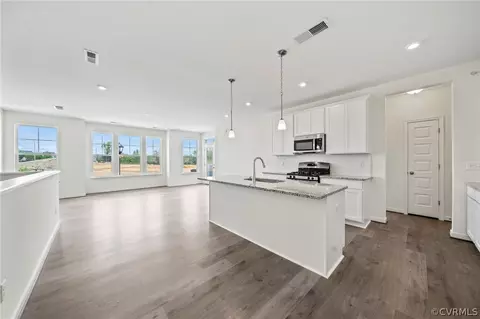 3941 Maze Runner Dr, Midlothian, VA 23112