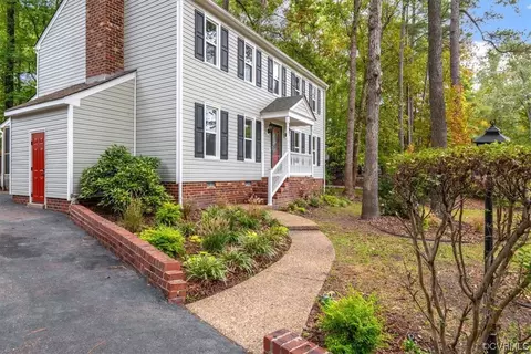 12030 Mountain Laurel Dr, North Chesterfield, VA 23236