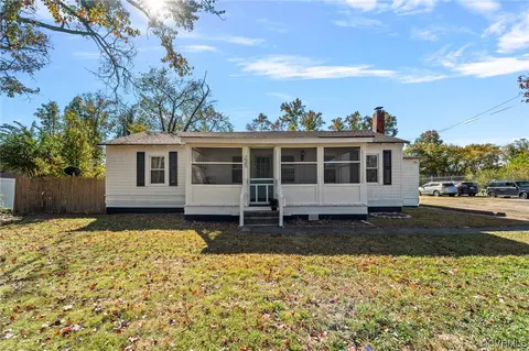 235 E Williamsburg Rd, Sandston, VA 23150
