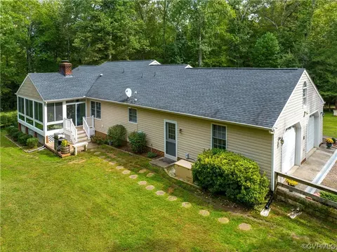 9270 Bailey Ln, Providence Forge, VA 23140 photo 6