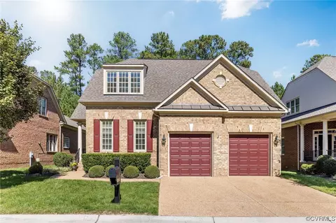 4912 Grey Oaks Villas Dr, Glen Allen, VA 23059
