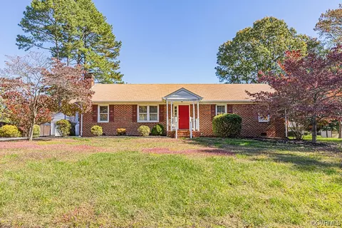 9178 Pembridge Dr, Mechanicsville, VA 23116