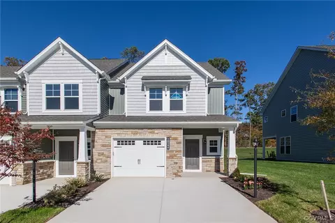 18544 Palisades Rdg, Moseley, VA 23120