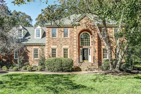 5820 Ascot Glen Dr, Glen Allen, VA 23059