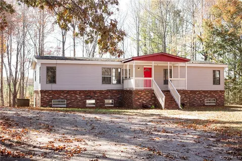49 Hidden Valley Rd, Cumberland, VA 23040
