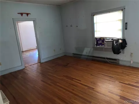 113 E Grigg Ave, Jarratt, VA 23867 photo 5