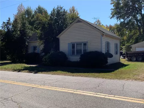 113 E Grigg Ave, Jarratt, VA 23867 photo 2