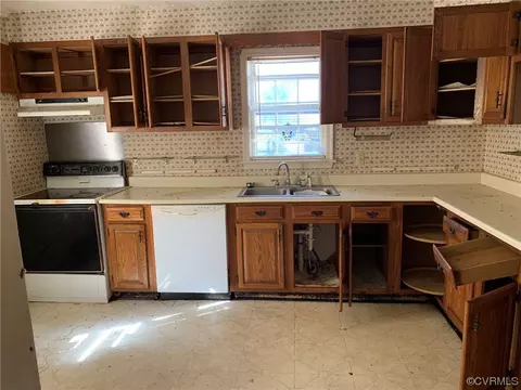 113 E Grigg Ave, Jarratt, VA 23867 photo 10