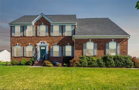 12212 Winbolt Dr, Chester, VA 23836