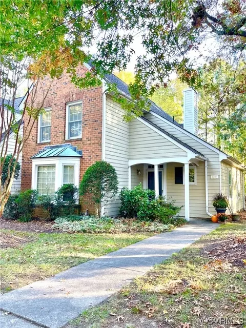 4013 Bush Lake Pl, Glen Allen, VA 23060