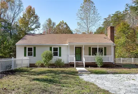 2576 Log Cabin Rd, Maidens, VA 23102