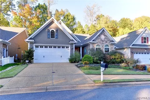 4223 Berry Sq, Williamsburg, VA 23188