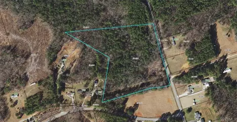 000 Tannertown Rd, Brodnax, VA 23920