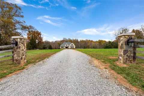 2514 Genito Rd, Powhatan, VA 23139