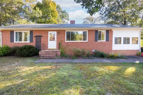 505 Old Memorial Dr, Sandston, VA 23150