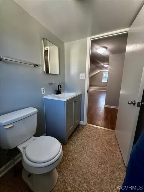 515 Custis St, Crewe, VA 23930 photo 15