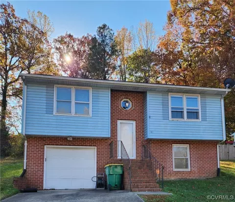 303 Bull Run Dr, Hopewell, VA 23860