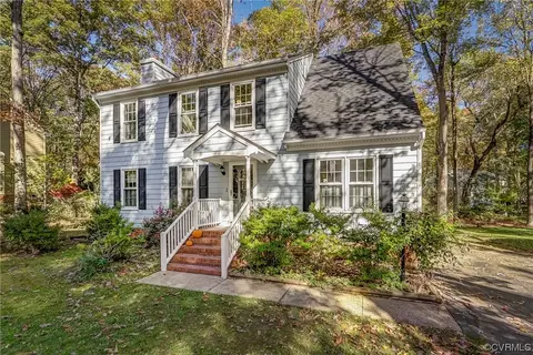 5809 Mill Spring Rd, Midlothian, VA 23112