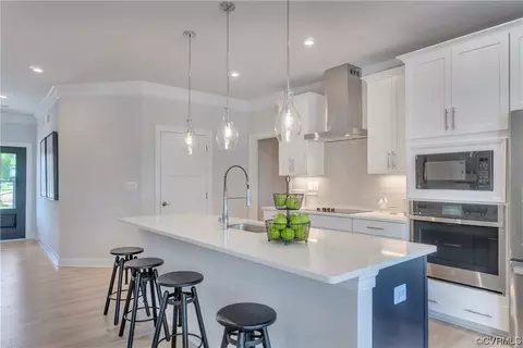 601 Brookwood Glen Ter, Glen Allen, VA 23060