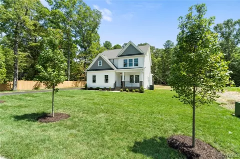 8104 Jenna Dr, Mechanicsville, VA 23116