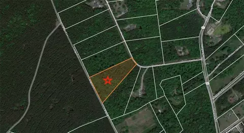 106 Sheldon Ln, Gloucester, VA 23061