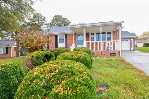 514 Mansfield Dr, Fairfield, VA 23223
