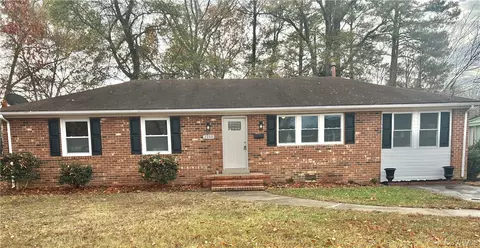 2210 Fort Rice St, Petersburg, VA 23805