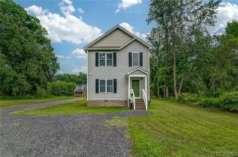 19519 Westall Ln, Barhamsville, VA 23011
