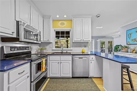 13206 Queensgate Rd, Midlothian, VA 23114 photo 11