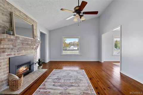 3307 Three Chopt Rd, Gum Spring, VA 23065 photo 9