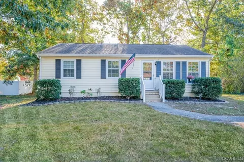 5143 Oakforest Dr, Chesterfield, VA 23832