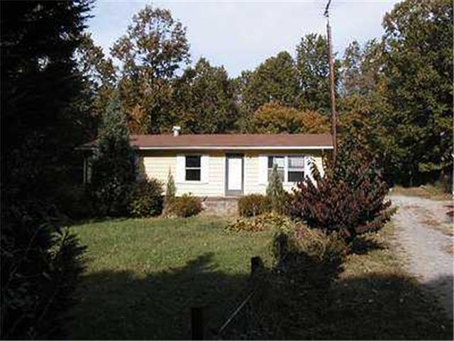 1121 Surface Rd, Brodnax, VA 23920 photo 1