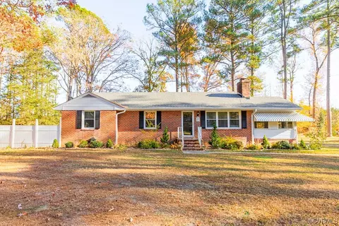 13021 Dogwood Ave, Dinwiddie, VA 23841