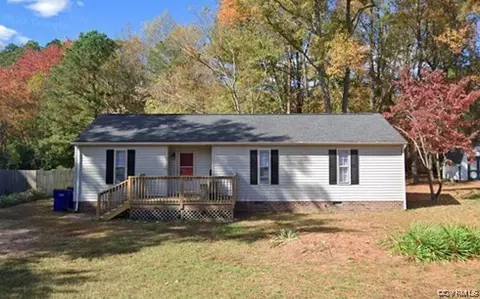 19104 Temple Ave, Ettrick, VA 23834