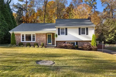 532 Williamsdale Dr, North Chesterfield, VA 23235