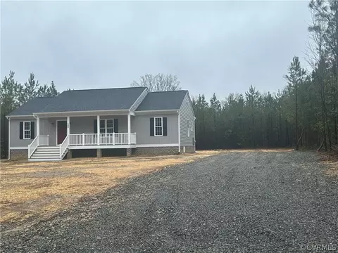 142 Barefords Mill Rd, Dunnsville, VA 22454