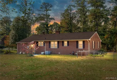 1477 Steuben Rd, Gloucester Point, VA 23062 photo 2