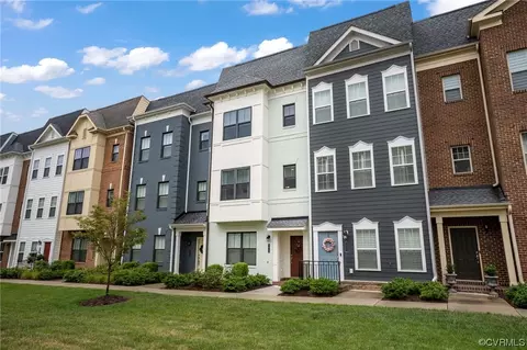 5413 Coopers Walk Ln, Richmond, VA 23230