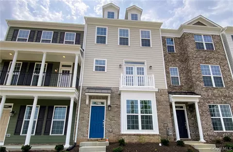 13805 Randolph Pond Ln, Midlothian, VA 23114